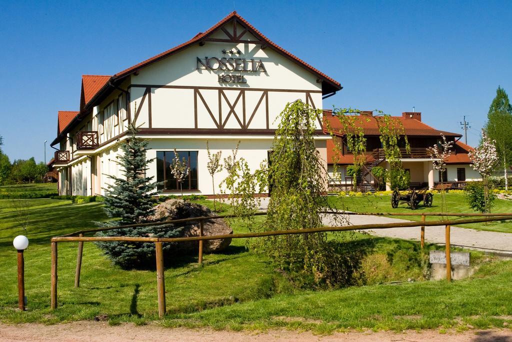 Hotel Nosselia Krzyczki Экстерьер фото